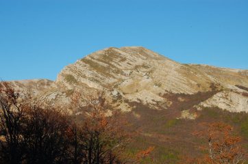 Il Costone (2271m) e il Monte Puzzillo (2174m)