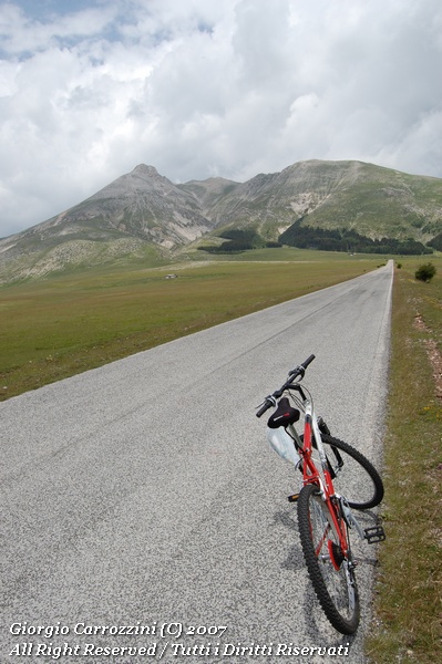 Traversanta di Campo Imperatore in MTB