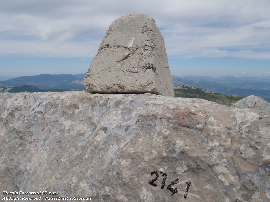 Monte Morrone (2141m) e Fonte della Vena