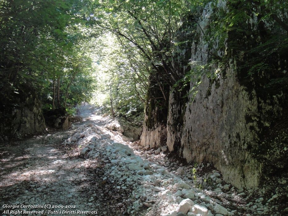 Escursione al Monte Cava (2000 m) per la Valle Amara