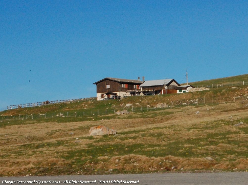 Monte Camica (2536 m) da Fonte Vetica per il Monte Tremoggia