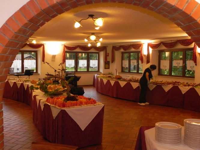 Albergo "Le Macinaie" - Un Soggiorno sul Monte Amiata