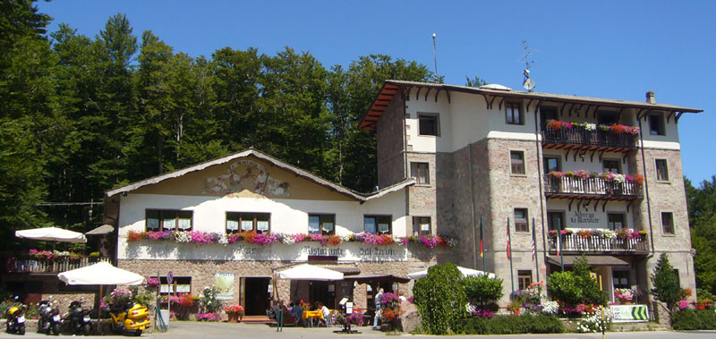 Albergo "Le Macinaie" - Un Soggiorno sul Monte Amiata