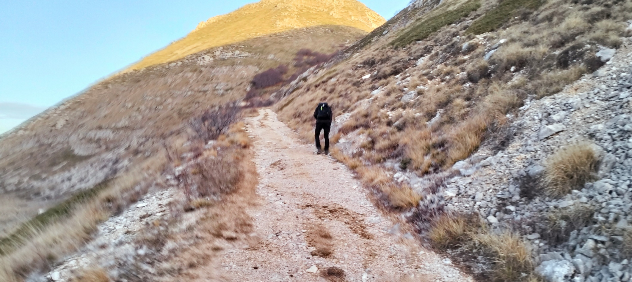 Pizzo Bucci (mt. 2083) e Monte Cefalone (mt. 2128)